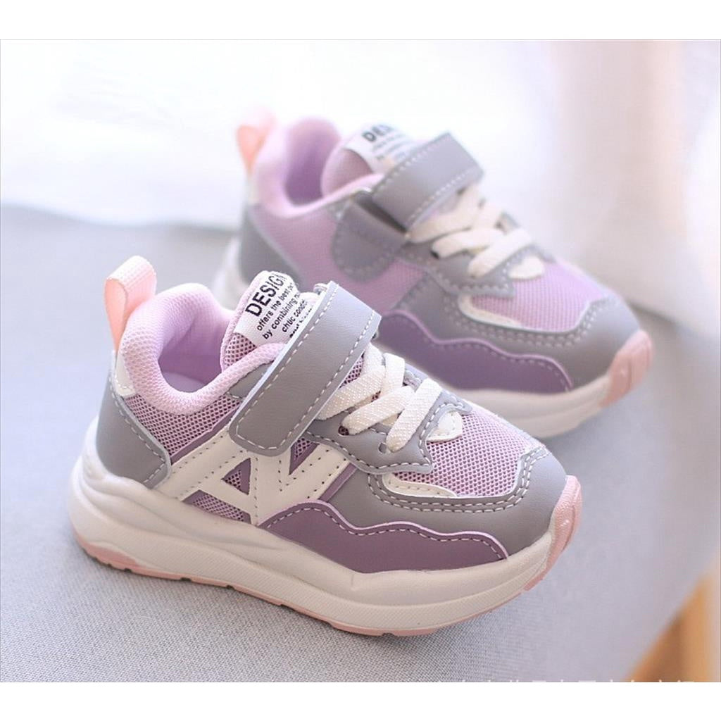 Sepatu PATTY Non LED Import Size 21-25 Usia 1-2thn